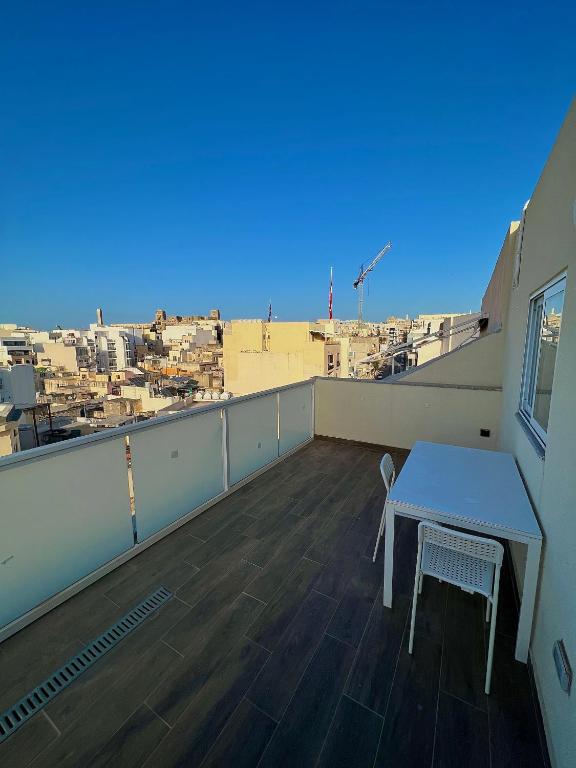 Luxury Penthouse - B&B Pietà