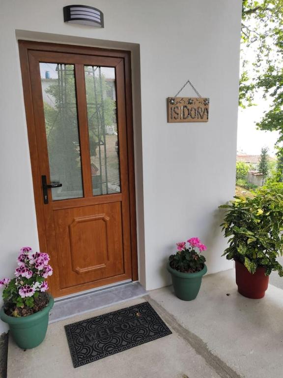 Isidora Apartments - B&B Zagorá