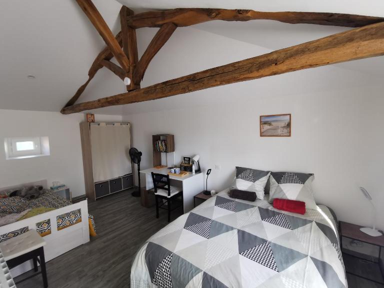 Chambre privative dans ferme rénovée à 7mn de Périgueux - B&B Champcevinel