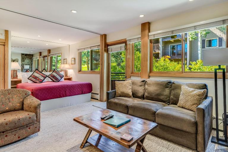 Laurelwood Condominiums 406 - B&B Snowmass Village