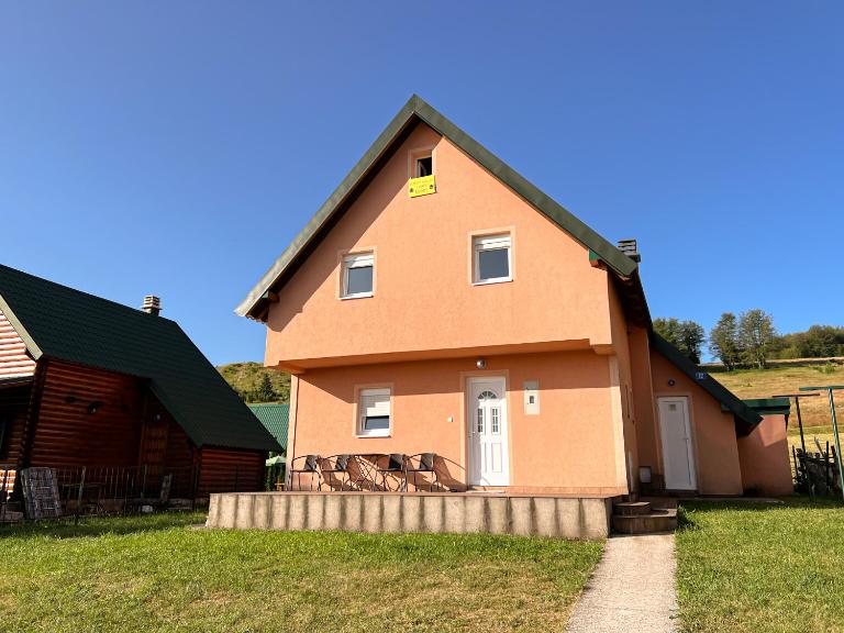 Guest House Happy - B&B Zabljak