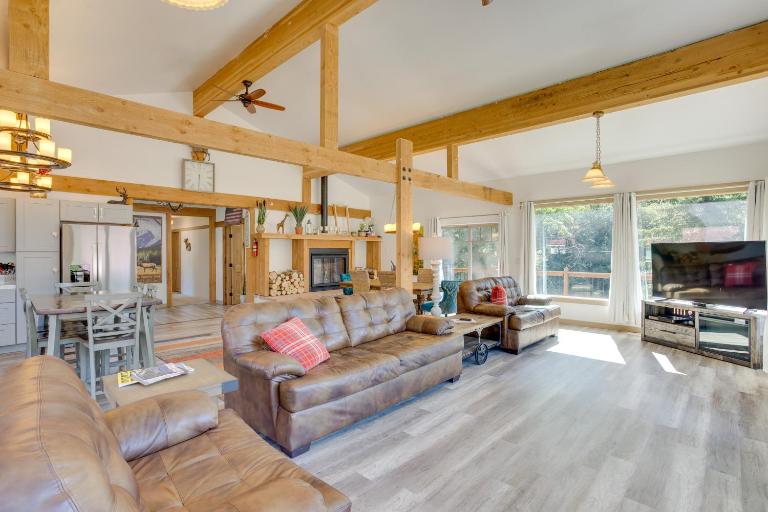 Magnificent Ouray Home w/ Deck & Mountain Views! - B&B Ouray