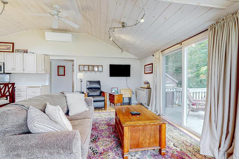 Crystal Lake Cottage - B&B Alton Bay