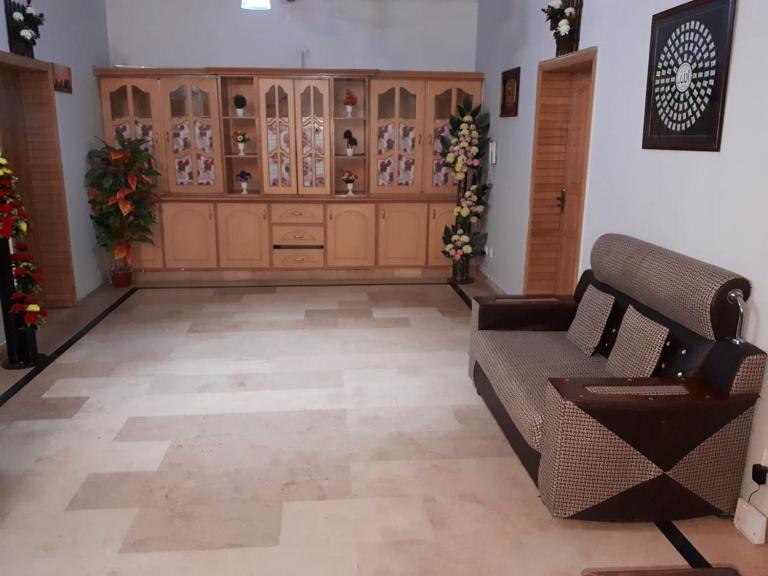 New luxury guesthouse - Bed and Breakfast Islamabad