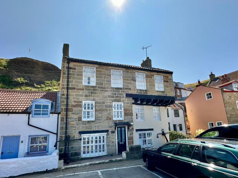 Harbourside - B&B Staithes