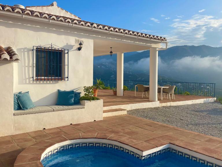Casa El Boqueron:rust en relaxen met een prachtig uitzicht! - B&B Cómpeta