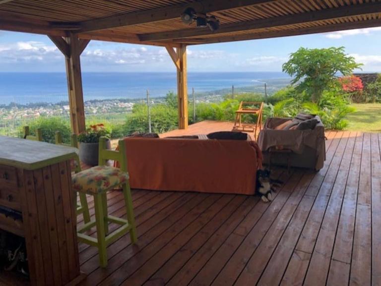 Endroit calme, vue exceptionnelle sur la mer. - B&B Saint-Paul