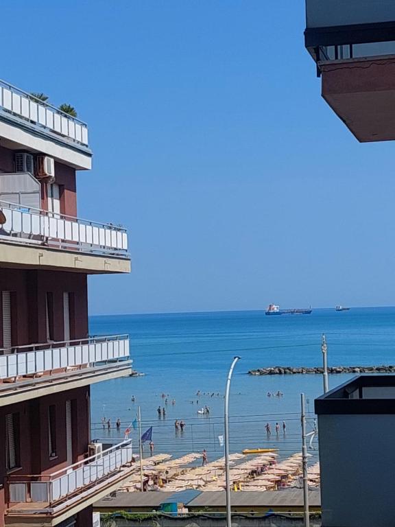 appartamento fronte mare - Ferienwohnung Falconara Marittima