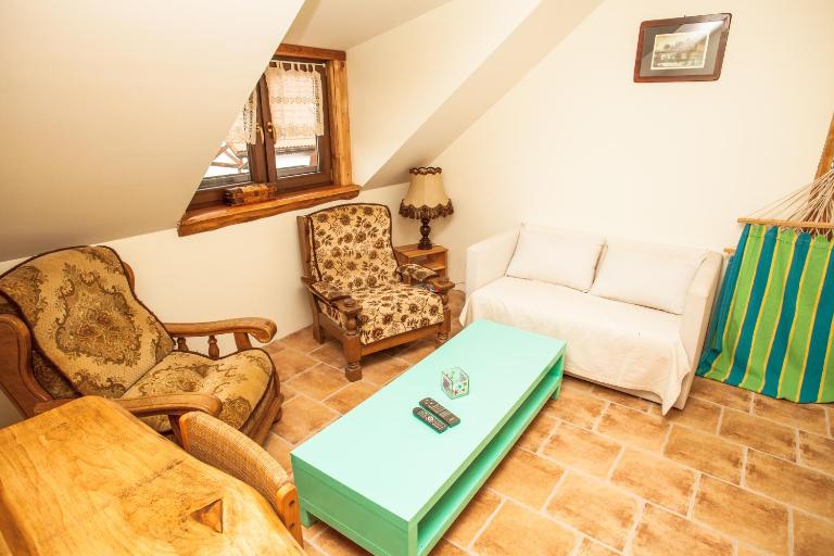 Gospodarstwo Agroturystyczne Krzewinka - Chambres d'hôtes Giżycko