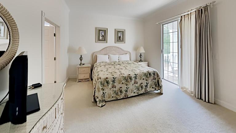 Serene 4 Bdrm Condo Beach Access, Resort Amenities - B&B Pawleys Island