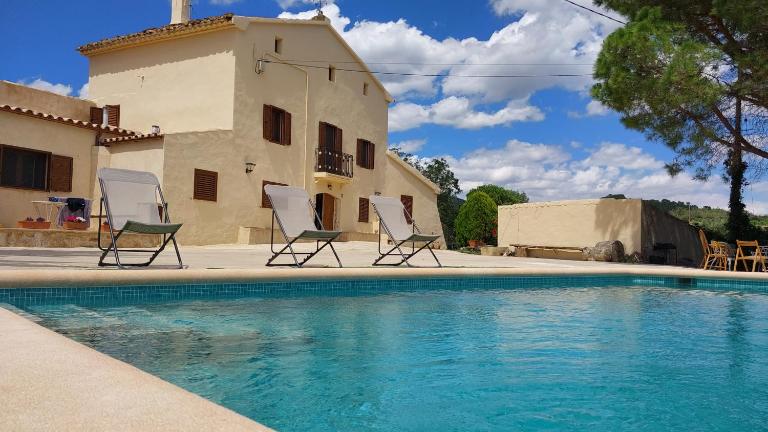 Casa Rural Cal Martí - B&B El Pla de Manlleu
