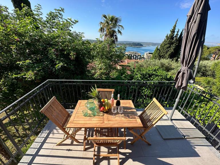 Apartment Olivia Portorož by Locap Group - B&B Portorose