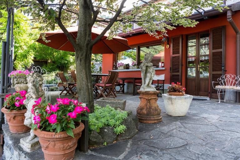B&B - FORESTERIA - Frontelago Lake Como - B&B Mandello del Lario
