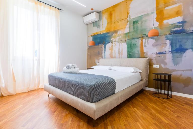 Stanzione Classy Flat at Vomero Central by Napoliapartments - B&B Napoli