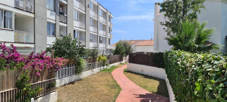 Hauzify I Apartaments Can Pi - Ferienwohnung Sant Pol de Mar