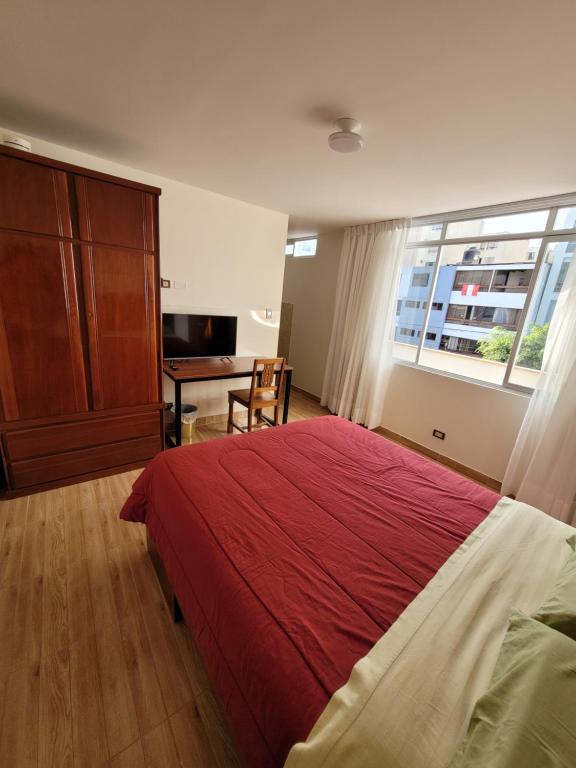 Habitación con baño propio para 2 personas como máximo - B&B Lima