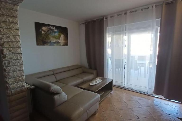 Apartmani Srdarović 3 - B&B Drage