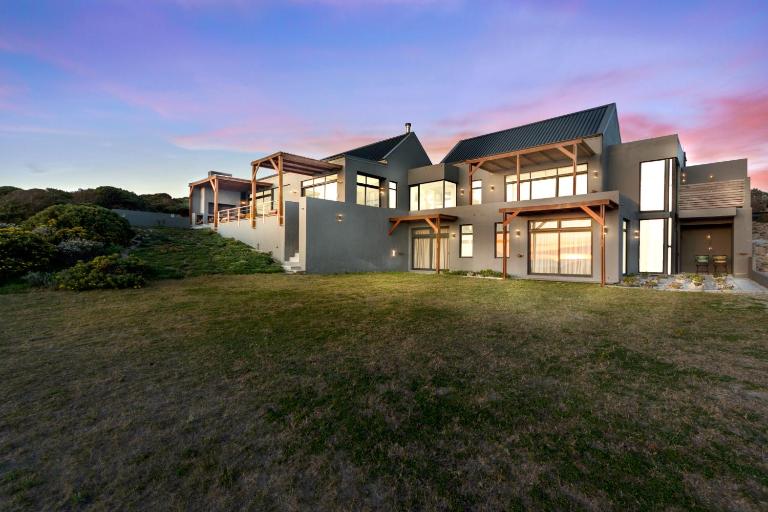 Romansbaai Moksha on the Sea - B&B Gansbaai