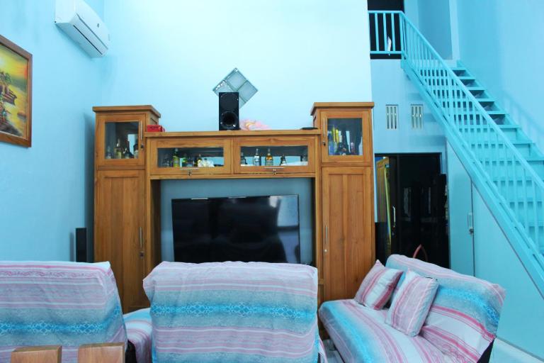 KJ Blue House Senggigi - B&B Senggigi