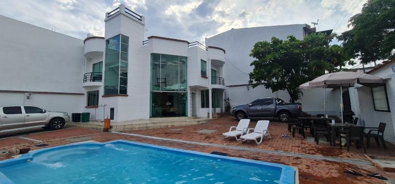 Casaquinta Con Piscina - Chambres d'hôtes Villeta