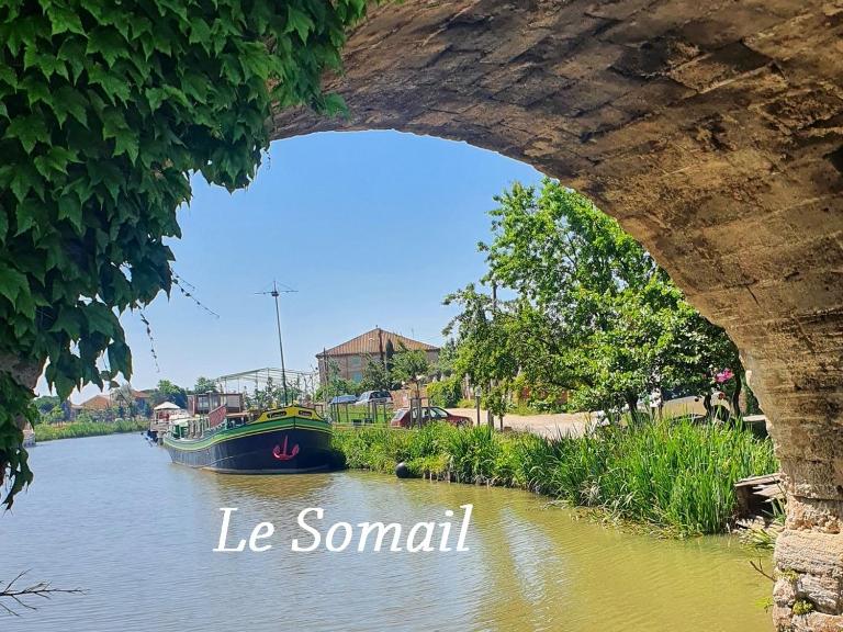 Bateau Mariance - Bed and Breakfast Ginestas