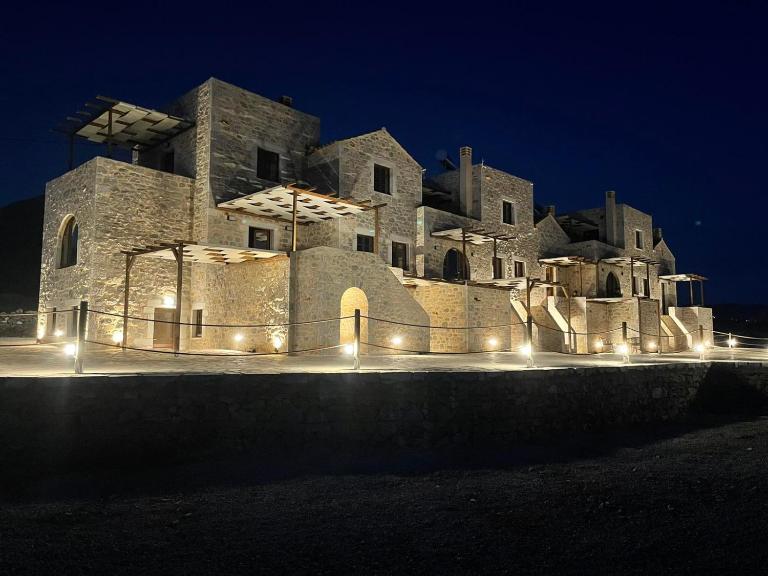 Monodendri Suites - B&B Gerolimenas