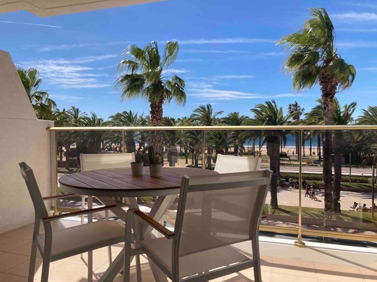 Apartament familiar amb vistes al mar! - Bed and Breakfast Salou