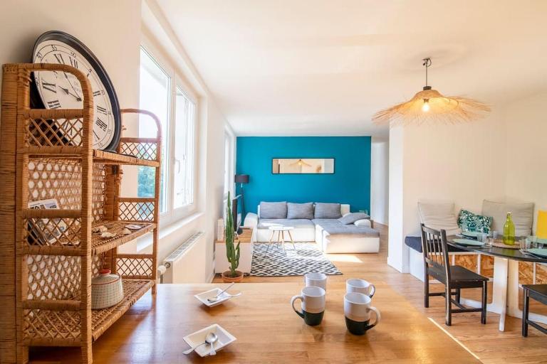 Grand salon, 2 chambres en centre-ville - Bed and Breakfast Vannes