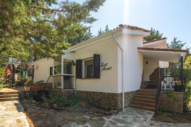 Casa Rural Los Olivos de Robledo de Chavela - Ferienwohnung La Estación
