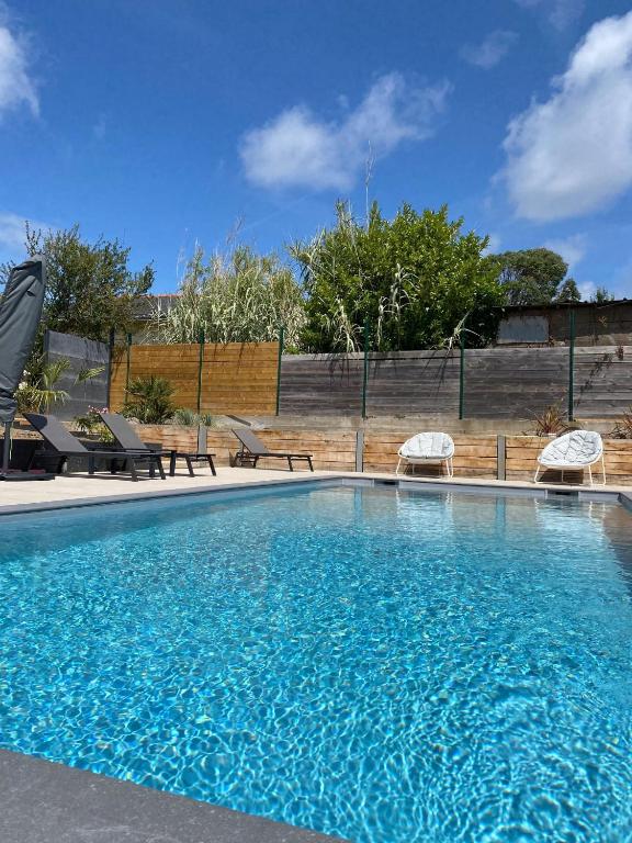 Gîtes de Lauvergnac - Maisons 2 Ch, 2 SdB - B&B La Turballe