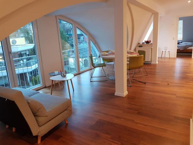 Penthouse über den Dächern Badenweilers - Chambres d'hôtes Badenweiler