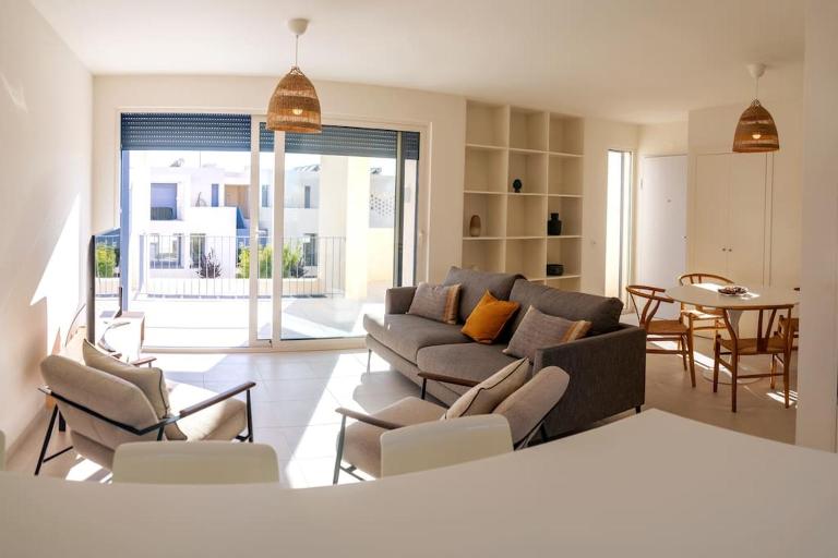 Elegant 3BR Family Stay with Private Pool - B&B Tavira