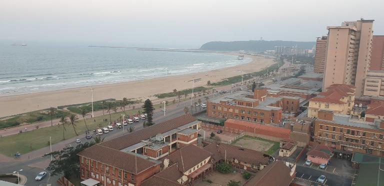 1403 on 10 South Beach - B&B Durban