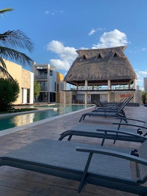 Telchac Villa de 3 pisos con club playa - Bed and Breakfast Telchac Puerto