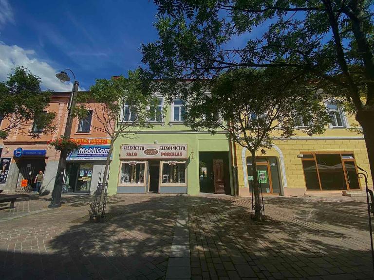 Apartmán Selina-centrum - B&B Liptovský Mikuláš