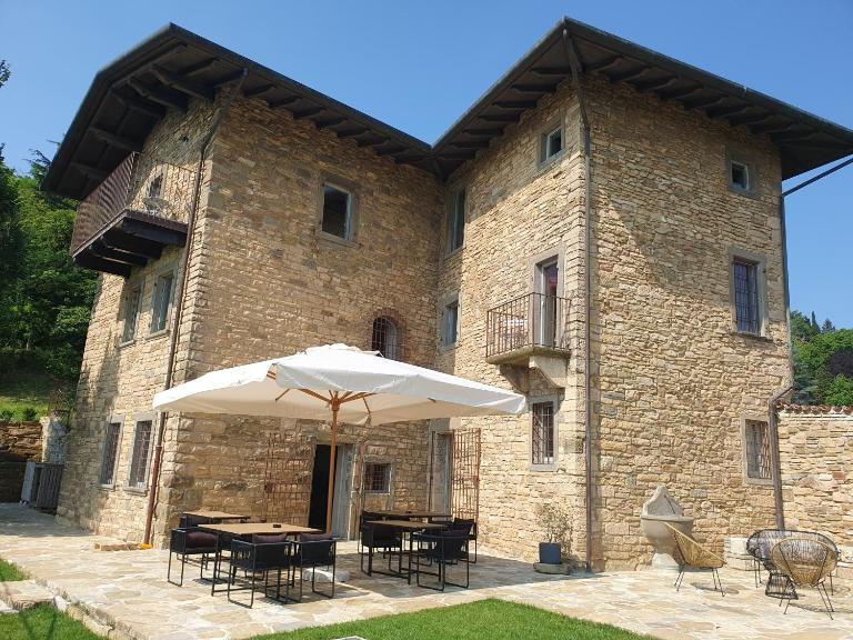 Foresteria Antica Bastia B&B - Bed and Breakfast Bergamo
