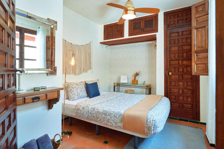Anali - Hostatel - Ferienwohnung Granada