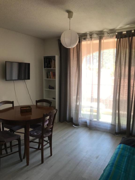 Appartement lumineux et rénové - Chambres d'hôtes Digne-les-Bains