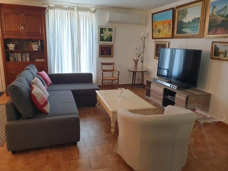 Maison T4, campagne Provençale calme, tout confort - Ferienwohnung Lambesc
