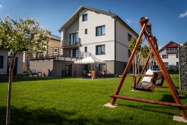 Stylish apartment under the Tatras - Ferienwohnung Štrba
