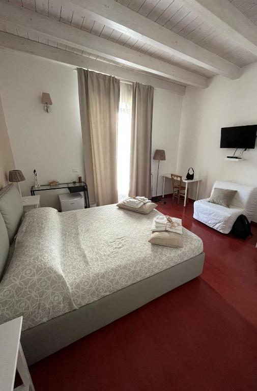 Yhomisus - Ferienwohnung Comiso