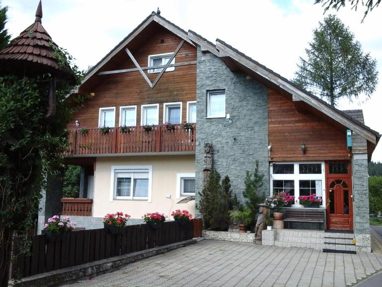 Penzion Adam - Makov - Chambres d'hôtes Makov