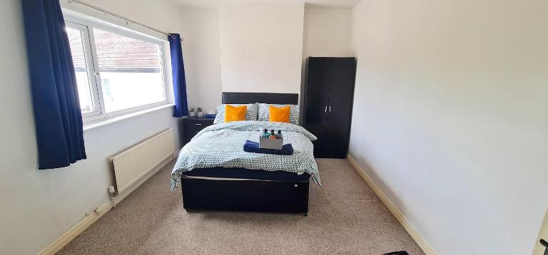 Move inn Estates - Multiple Rooms - Bed and Breakfast Londen