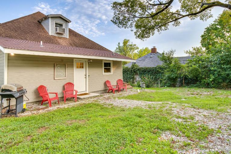 Updated Cotter Cottage: Walk to White River! - Ferienwohnung Cotter
