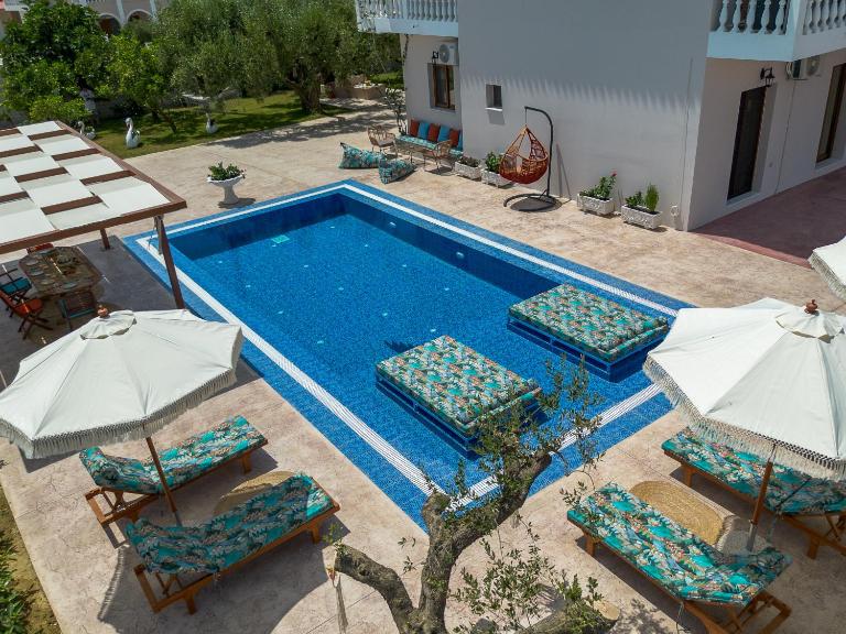 Loula's Villa - Ferienwohnung Alykes