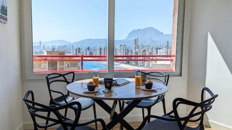 DON MIGUEL sea view apartment - B&B Benidorm