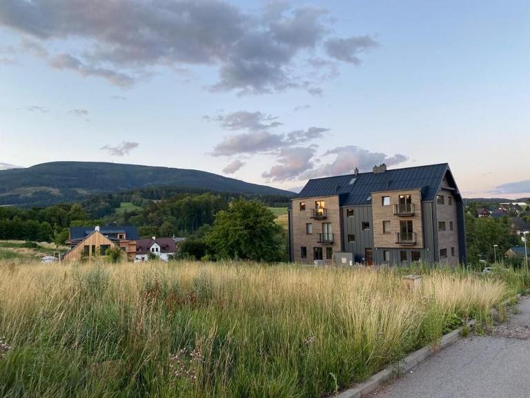 Horský Apartmán Černý Důl - Chambres d'hôtes Čistá