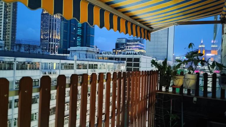 Tsim Sha Tsui Bedrooms - B&B Hong Kong