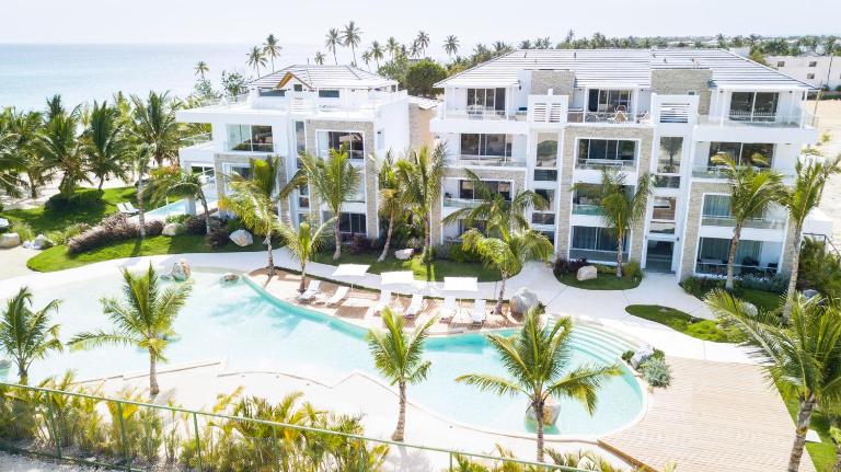 Aqua Esmeralda Luxury Beach Front Apartment - B&B La Laguna