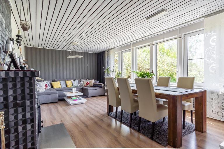 Fantastic 170m2 villa with a big garden and free EV recharger - Ferienwohnung Pernau
